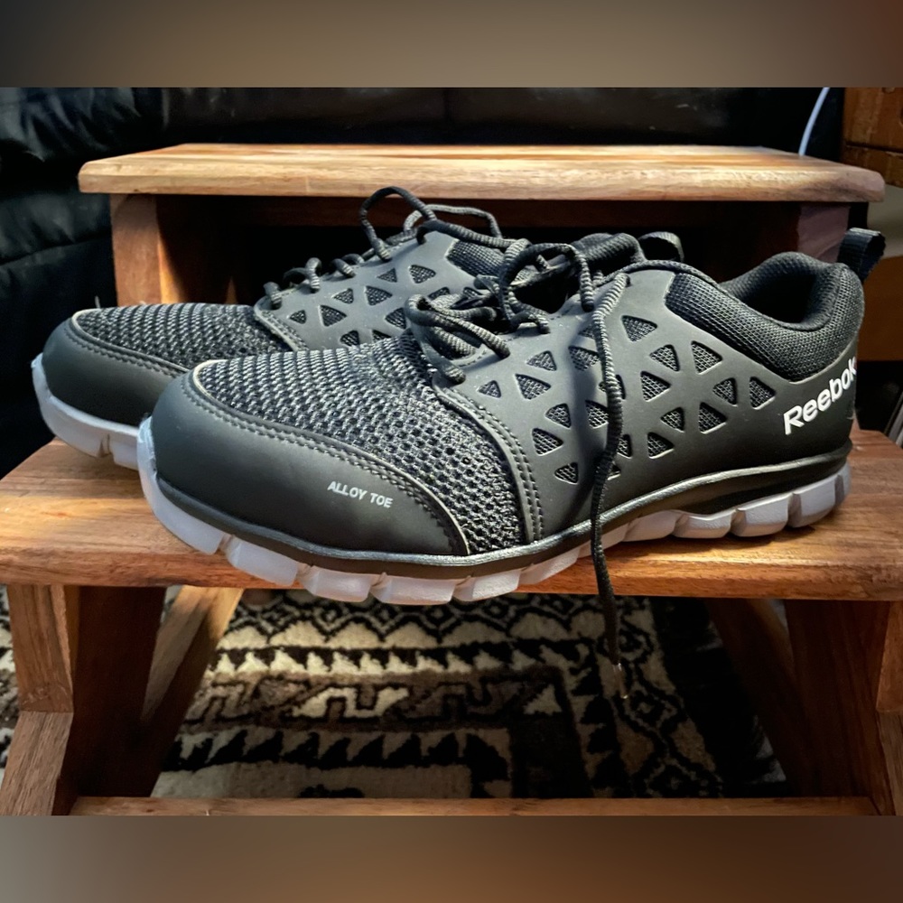 REEBOK work sublite cushion alloy toe work shoe
